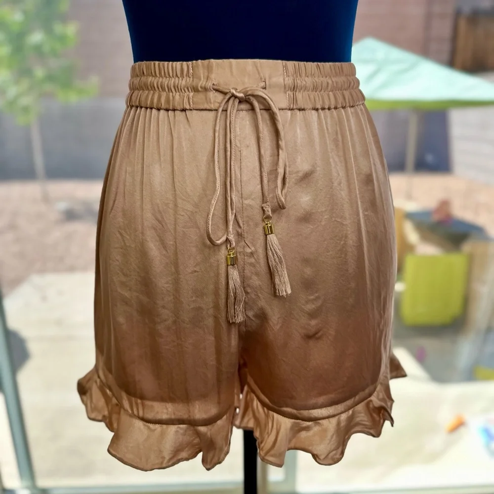 EUC Zimmermann Nude Silk Flutter Shorts - Picture 4 of 17